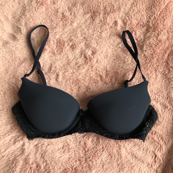 Abercrombie & Fitch Other - 5 for $15 NWOT Abercrombie & Fitch navy blue bra